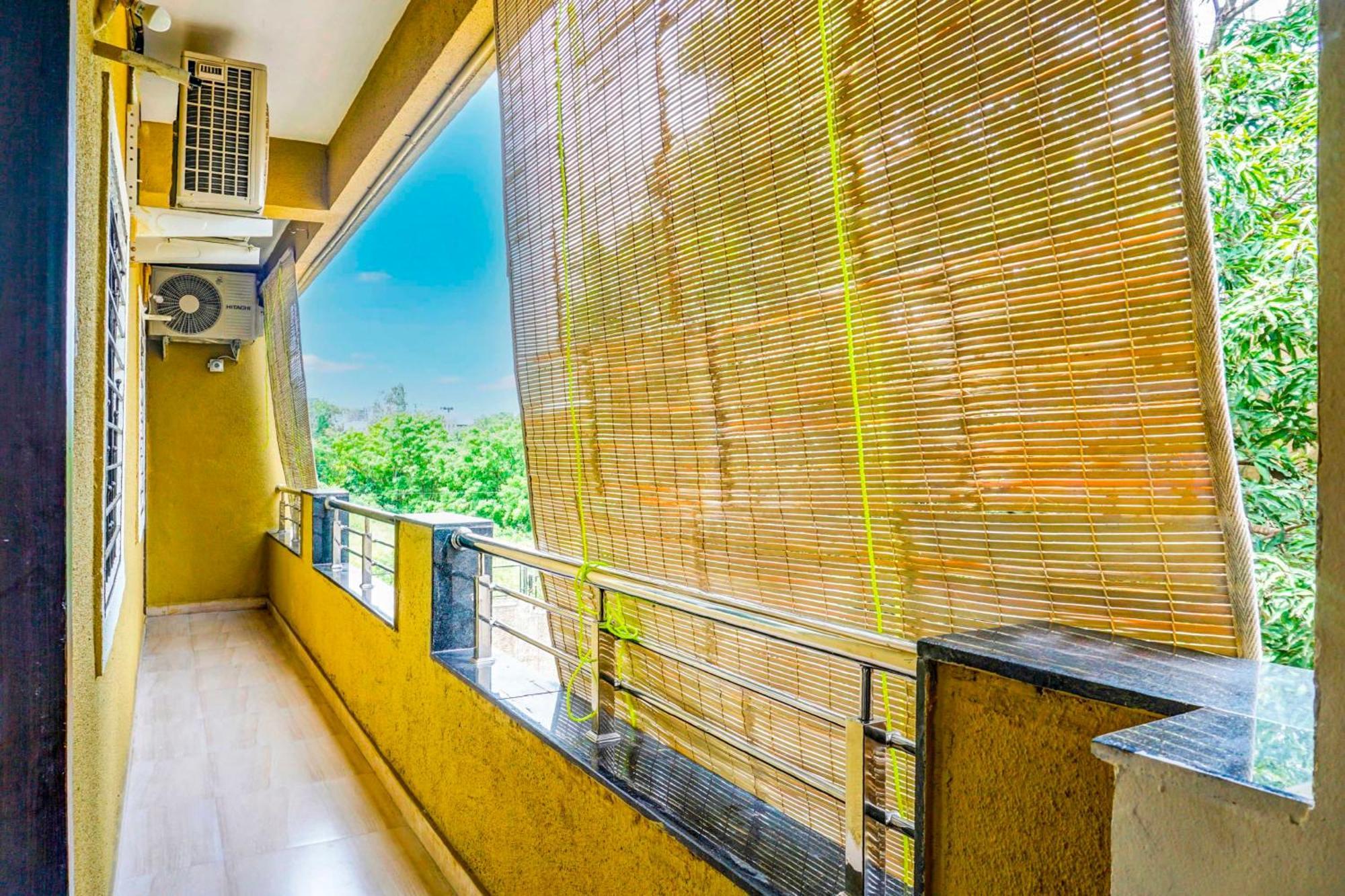 Hotel O Komfort Inn Пуна Экстерьер фото